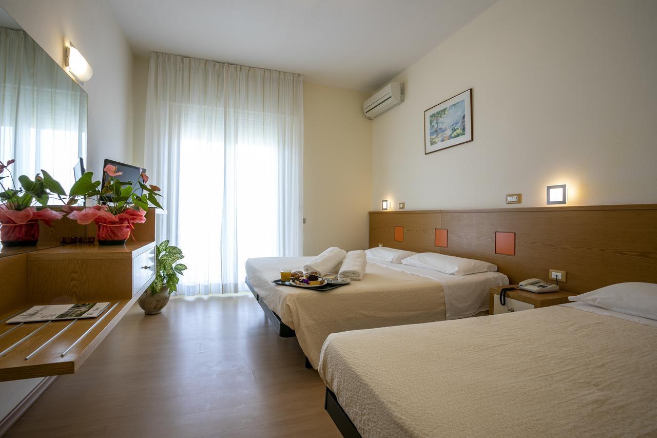 Hotel Ridolfi Milano Marittima Luaran gambar