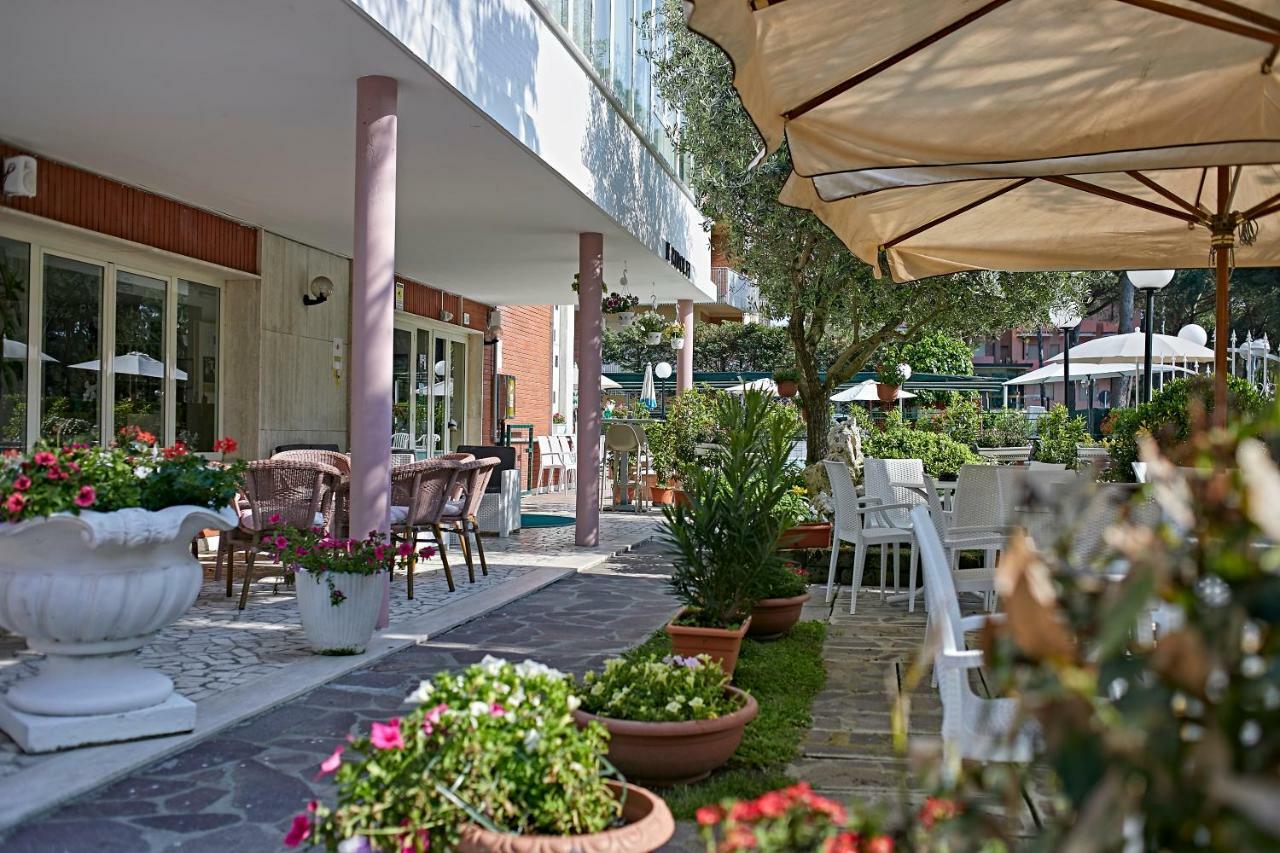 Hotel Ridolfi Milano Marittima Luaran gambar